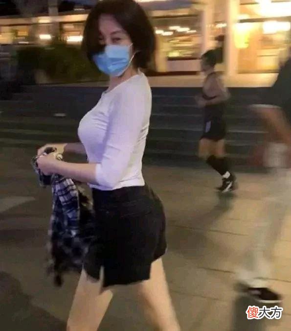 许晴究竟有没有“公主病”？她其实本来就是京圈公主，单身使她越来越少女